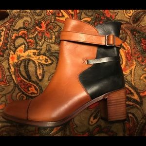 8.5 Woman’s Ankle Boots